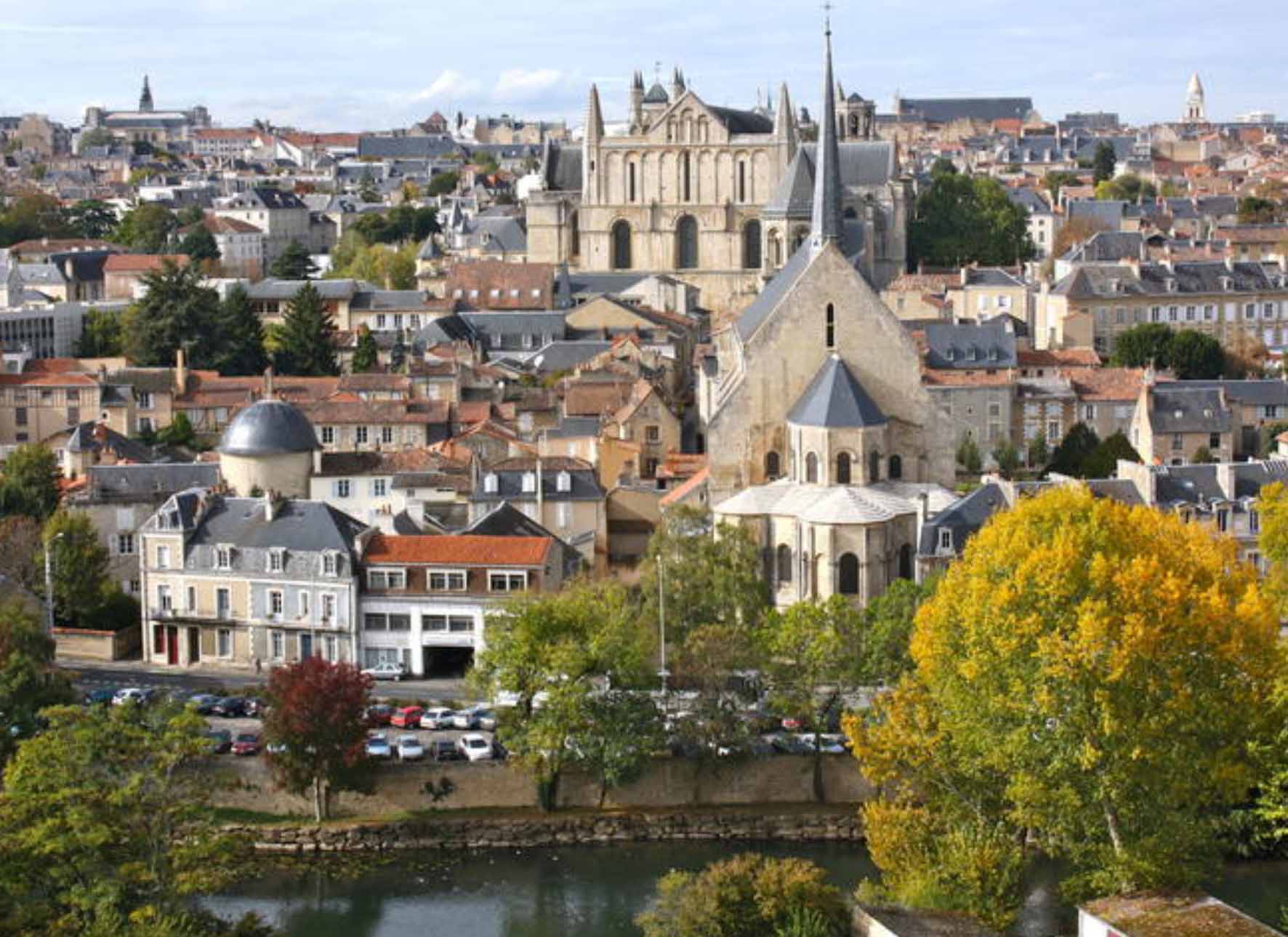 Stipendiranje razmjene studenata na Poitiers univerzitetu u Francuskoj